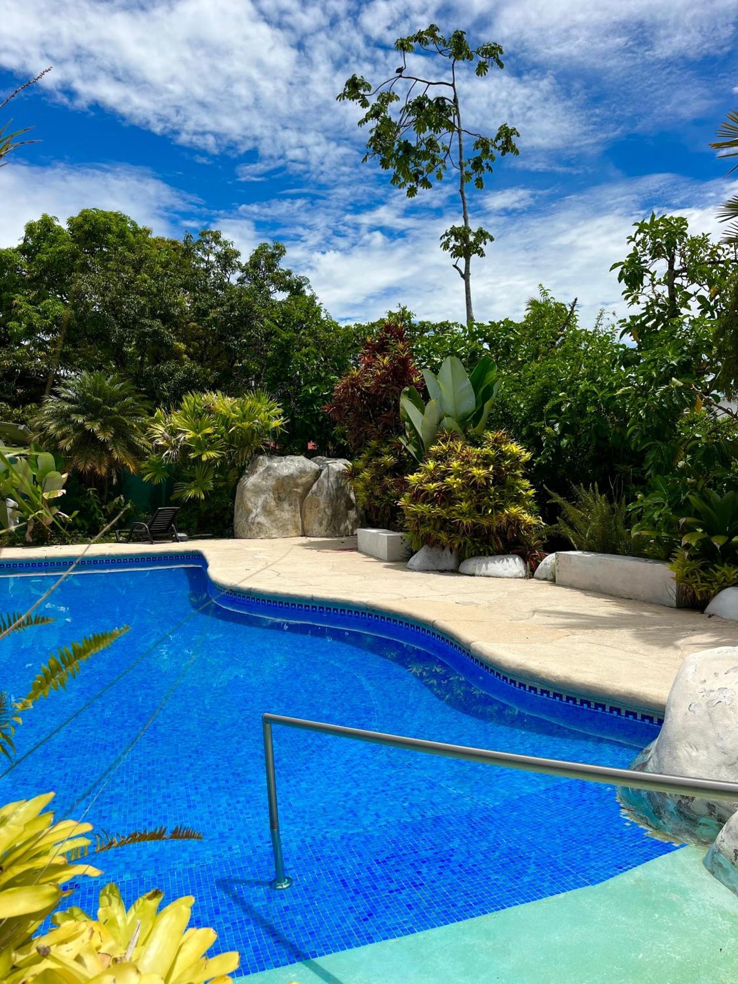 El Clan Hostel Puerto Viejo de Talamanca Bagian luar foto